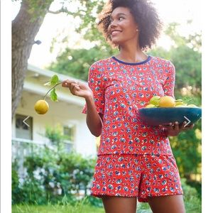 NEW • Draper James • Georgia Floral Ruffle Tee Red